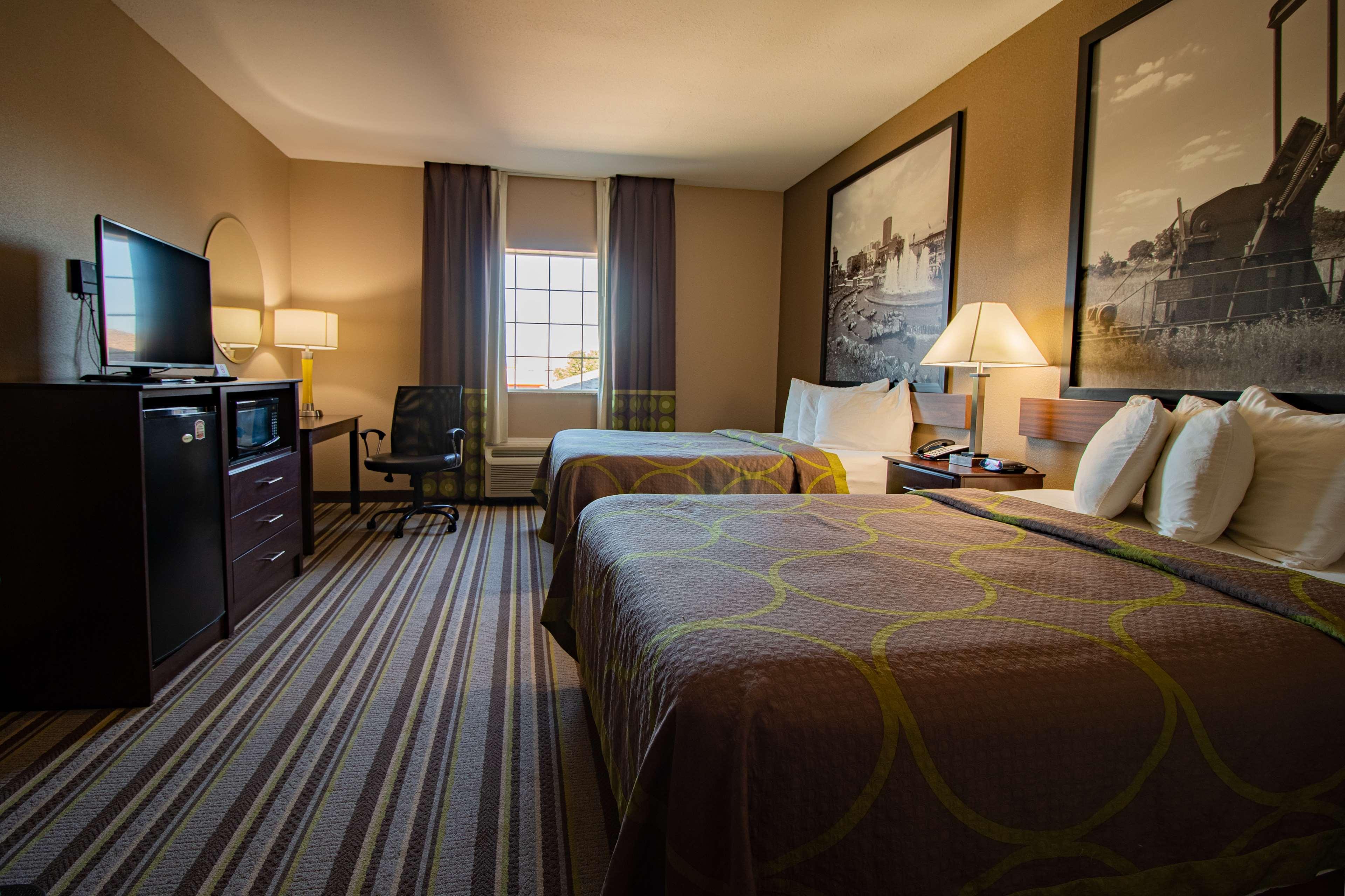 Surestay Plus Hotel By Best Western Owasso Tulsa North Стая снимка