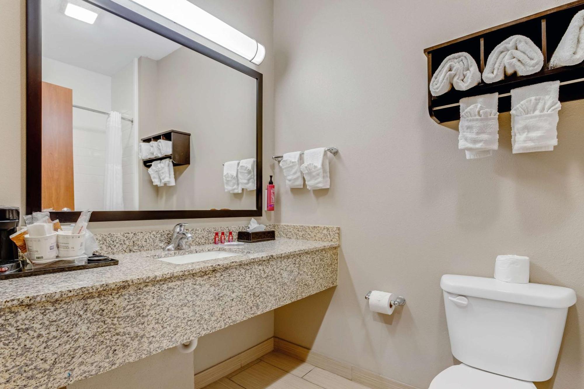 Surestay Plus Hotel By Best Western Owasso Tulsa North Екстериор снимка