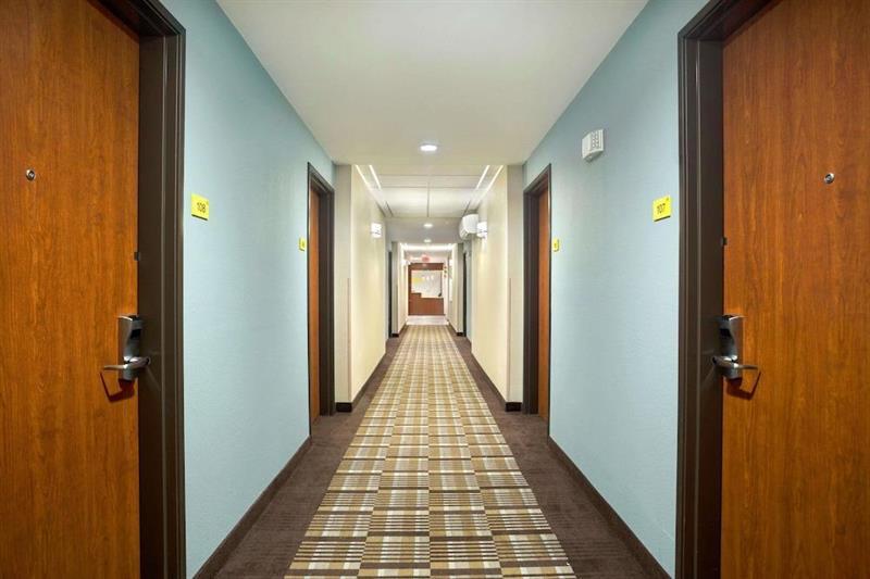 Surestay Plus Hotel By Best Western Owasso Tulsa North Екстериор снимка